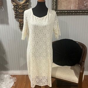 Esprlia Women’s Mid Length Cream Lace Dress. Fancy worn once.